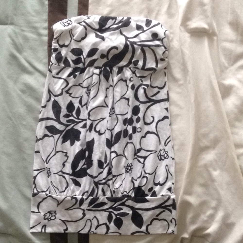 American Eagle Strapless Tank top